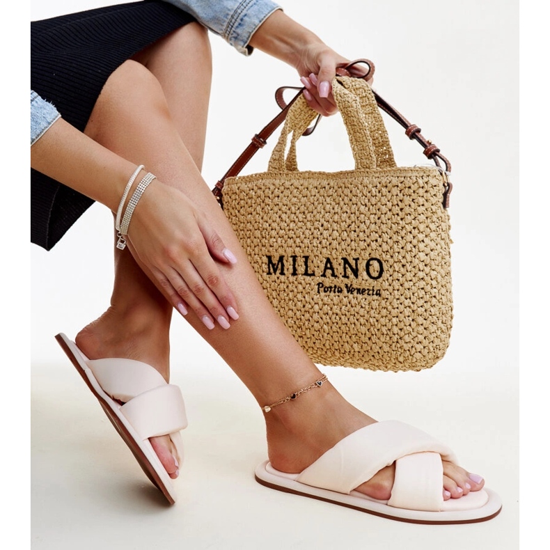 Beigefarbene Randa-Hausschuhe 1