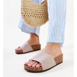 Dunkelbeige Pantoletten mit Kork-Naifene-Keilabsatz 1