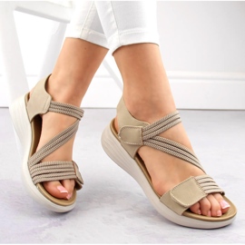 Bequeme Damensandalen mit Klettverschluss und Gummibändern, beige eVento 7056 1