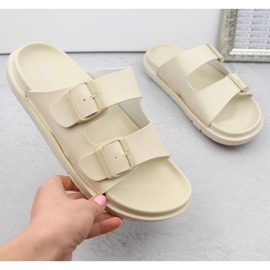 Big Star W INT2004C Schaumstoff-Flip-Flops mit Schnallen, beige 1