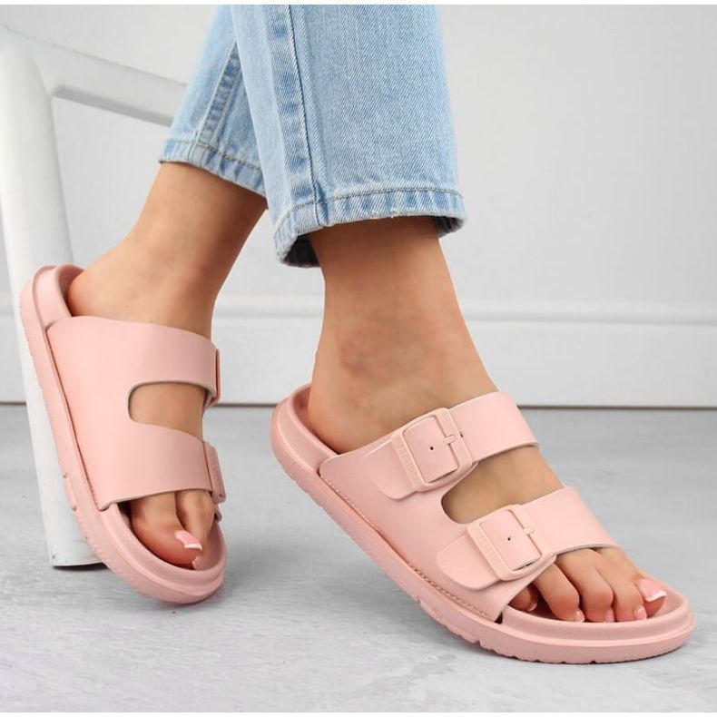 Big Star INT2004D hautfarbene zehenstegsandalen aus Schaumstoff mit Schnallen 1