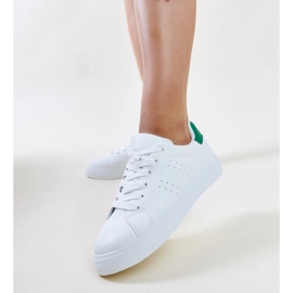 Weiße und grüne Akila-Sneaker 3