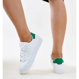 Weiße und grüne Akila-Sneaker 5