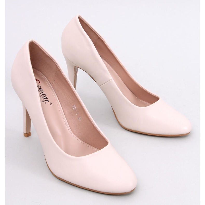 Linda Beige Pumps mit runder Spitze 1