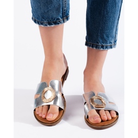 Silberne flache Damen-Flip-Flops 1