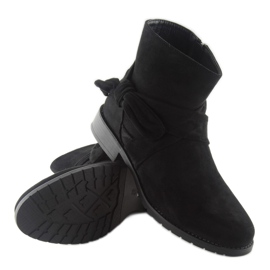 Wildlederstiefel mit Schleife B7713 Schwarz 1