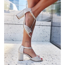 Sandalen mit hohem Absatz und Innensohle aus Gaberna-Leder beige 1