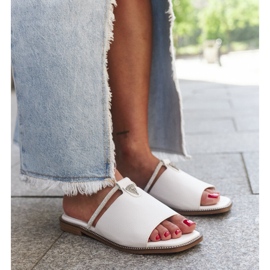 Flip-Flops mit Antari-Ledereinsatz weiß 1