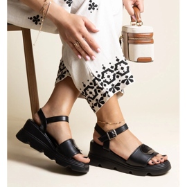 Schwarze Keilsandaletten aus Maddison-Öko-Leder 2