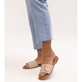 Beigefarbene Pantoletten mit Schnalle von Almeita 1