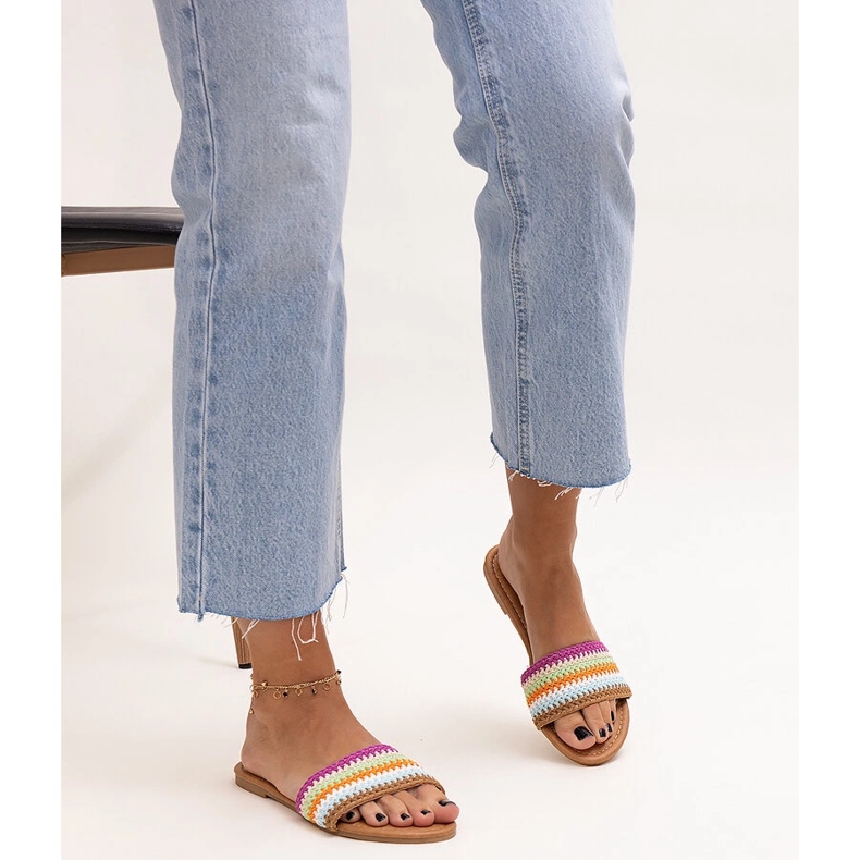 Mehrfarbig bestickte Marika-Slides 1