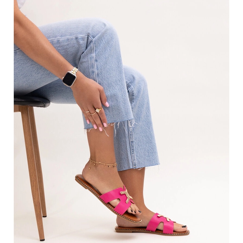 Dunkelrosa Slider mit Razanna-Schnalle 1