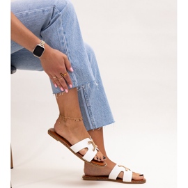 Weiße Flip-Flops mit Razanna-Schnalle 1