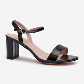 Schwarze Glindra-Sandalen mit hohem Absatz 1