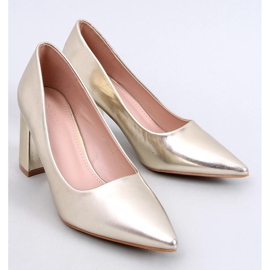 Clairay Gold-Pumps mit weitem Absatz golden 1