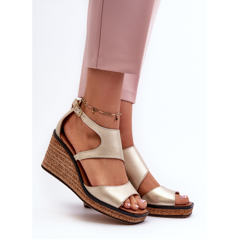 Damen-Lederkeilsandalen Maciejka 06657-25 Gold golden 2