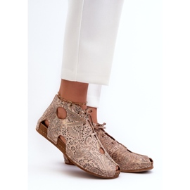 Gemusterte Lederstiefeletten Maciejka 03426-02 Beige 2