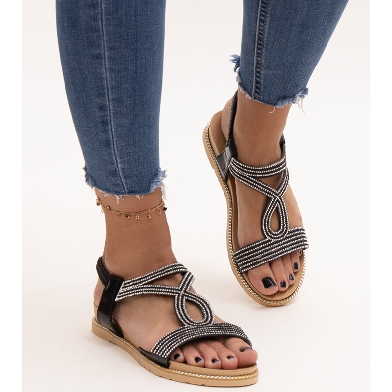 Schwarze Sandalen, verziert mit Detila-Zirkonen 2