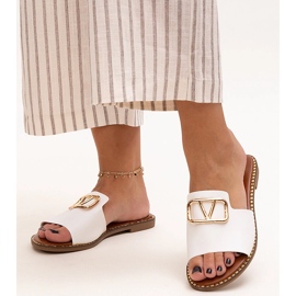 Weiße Flip-Flops mit Mariza-Schnalle 1
