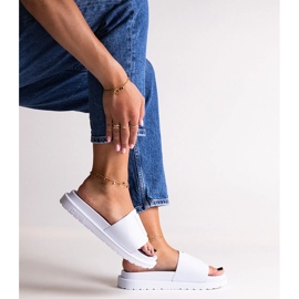 Weiße Hausschuhe von Big Star LL274428 1