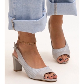 Evento Silberne Sandalen mit Innensohle aus Myrle-Leder grau 1