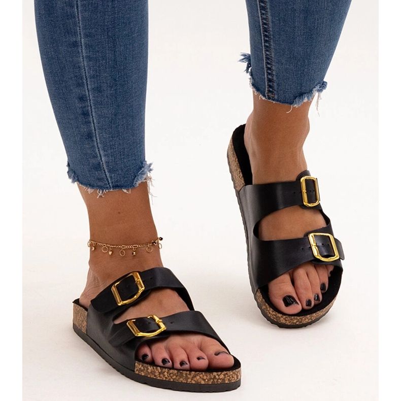 Schwarze Flip-Flops mit Oline-Korksohle 1