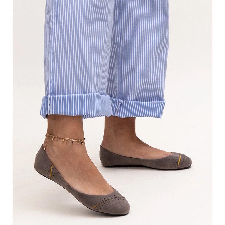 Graue klassische Dorris-Ballerinas 1