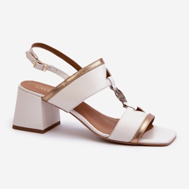 Elegante Ledersandalen auf einem Block Laura Messi 2768 Weiß 1