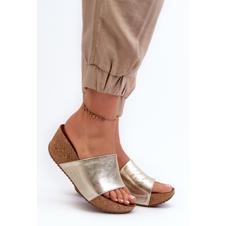 Zazoo 40289 Damen-Flip-Flops aus Leder mit Korkkeil, Gold golden 2