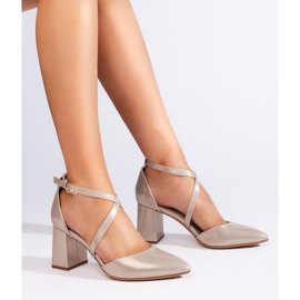 Goldene Damenpumps von Sergio Leone 1