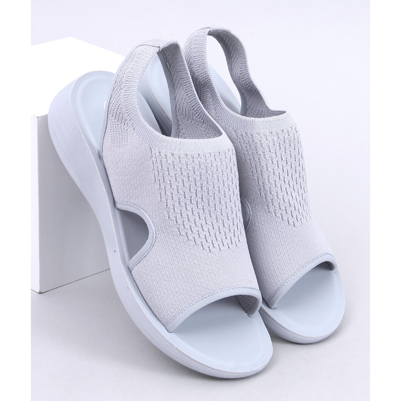 Weiche, durchbrochene Sandalen von Aldos Grey grau 1