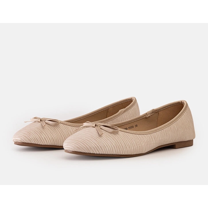 Beige Ballerinas mit Schleife und Ledereinsatz von Rosaly 1