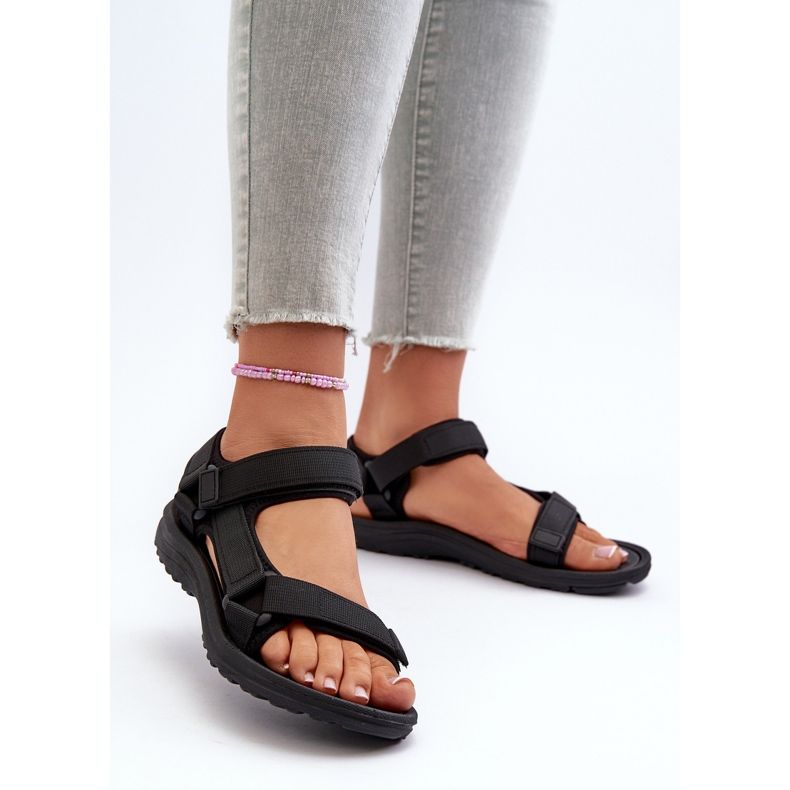 Leichte Sportsandalen für Damen in Schwarz von Lumeria 2