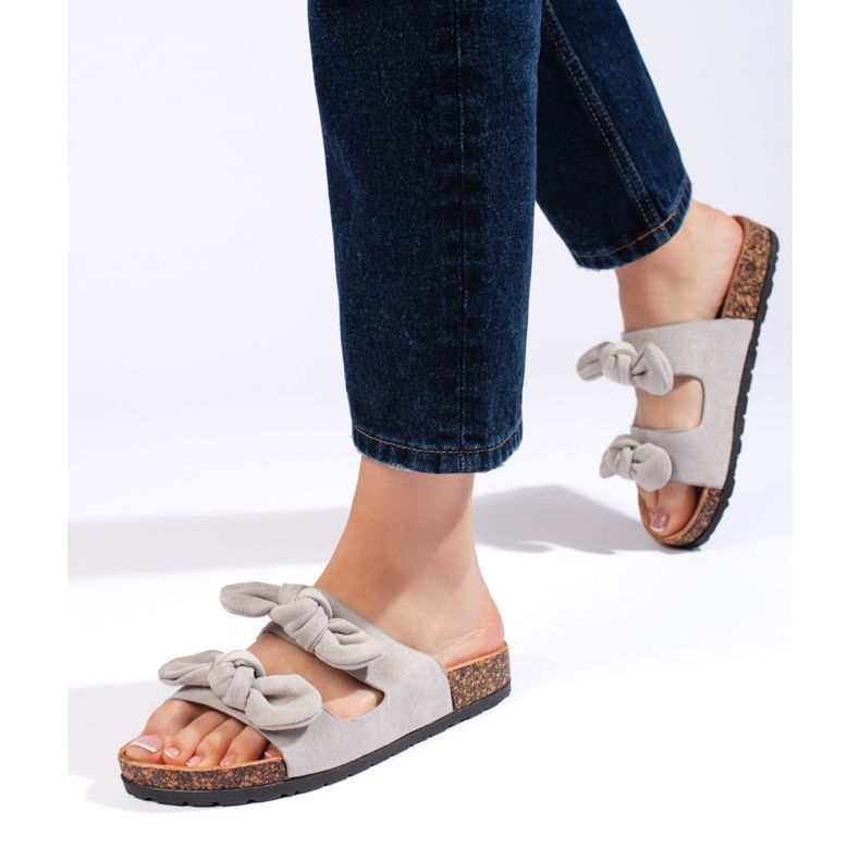 Damenhausschuhe aus grauem Wildleder mit Kork 1