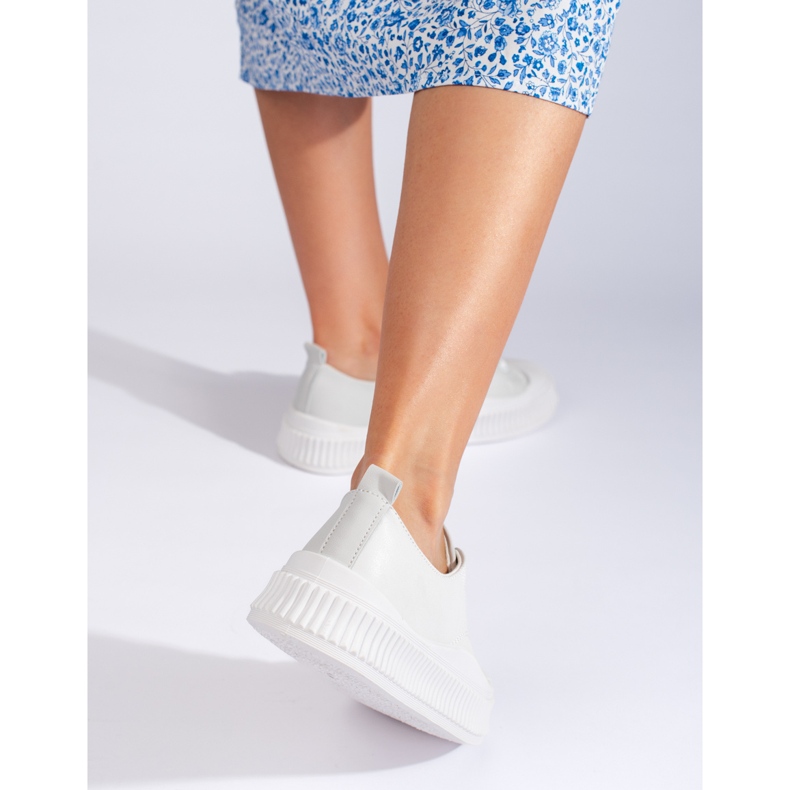 Graue Damen-Sneaker aus ökologischem Leder 1