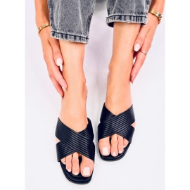 Fuzzy Schwarze Damenhausschuhe 1