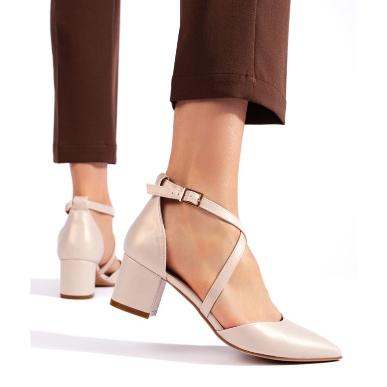 Beigefarbene Damenpumps von Sergio Leone 2