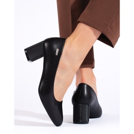 Schwarze Damenpumps mit hohen Absätzen von Sergio Leone 1