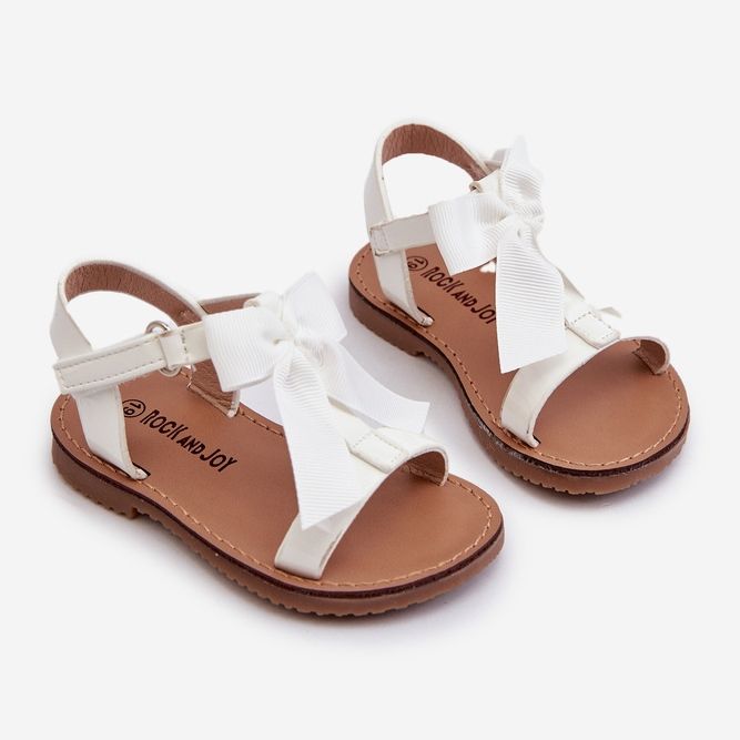Lackierte Kindersandalen mit Klettverschluss, weißes Joratia 1
