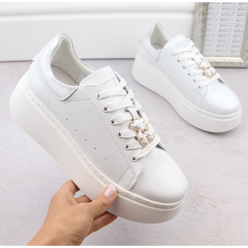 Damen-Lederschuhe auf Plateau mit Teddybär, weiß Vinceza 66641 1