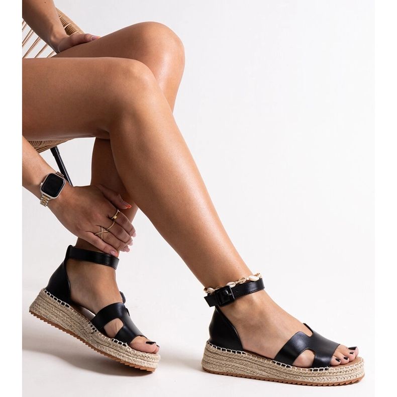 Laurencia schwarze Keilsandalen 1
