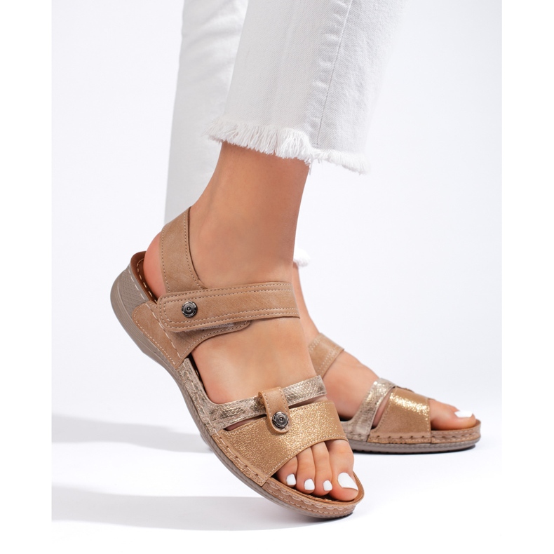 Bequeme braune Damensandalen 1