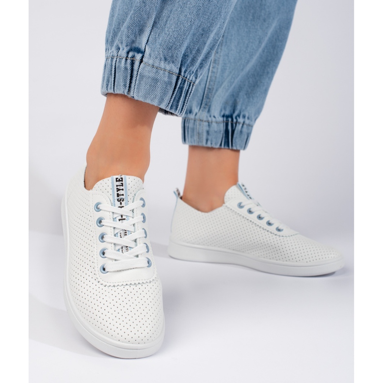 Seastar Weiße, durchbrochene Damen-Sneaker 1