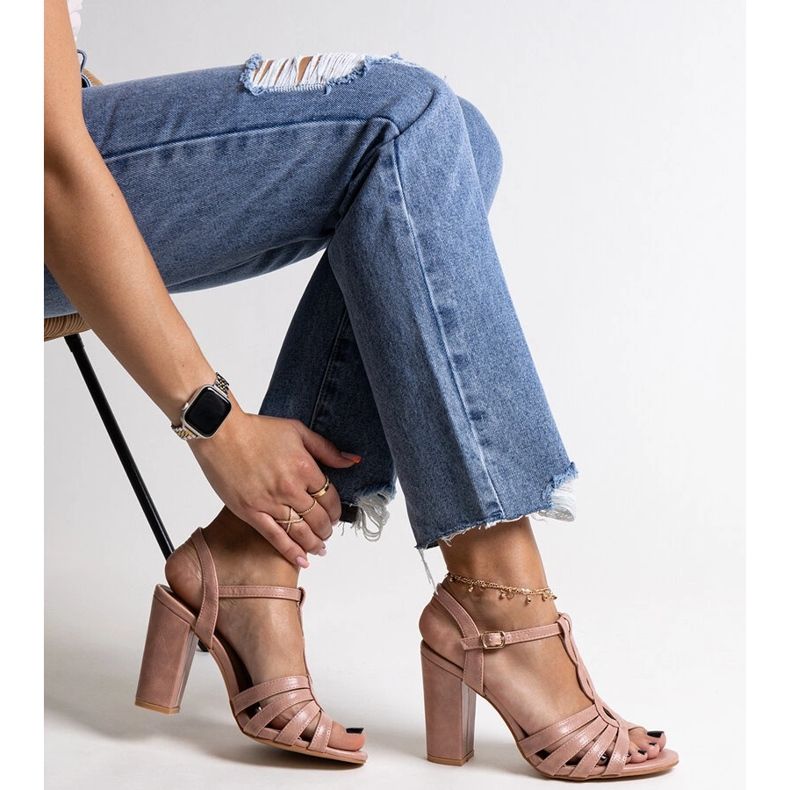 Rosa High-Heel-Sandalen von Mikaii 1