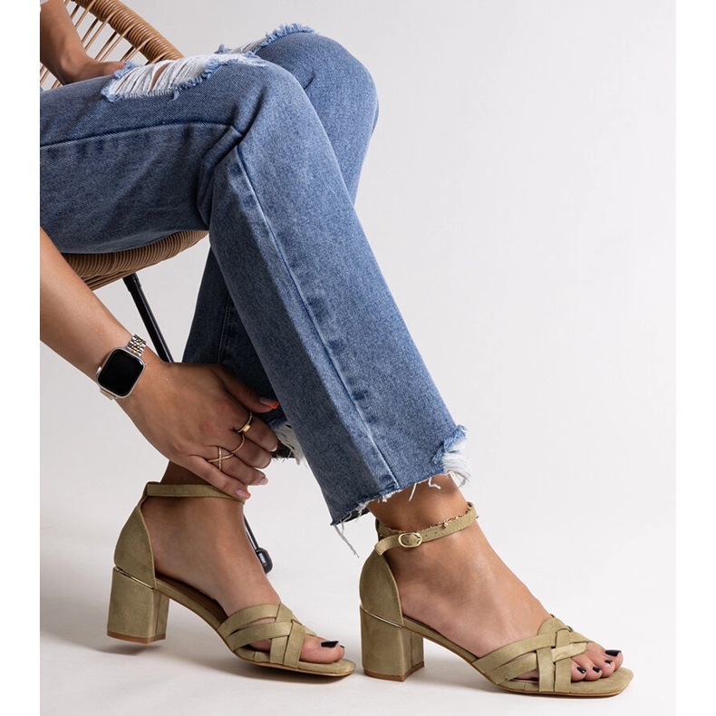 Grüne Sandaletten mit hohen Absätzen von Wajda 1