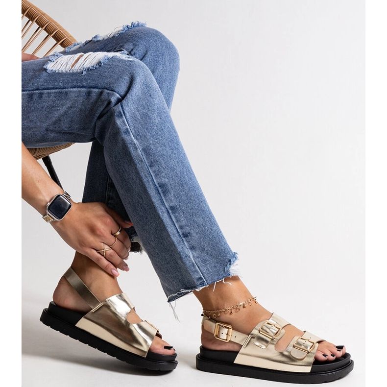 Goldene Bashera-Plateausandalen 1