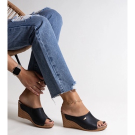 Schwarze Keilsandalen aus Öko-Leder Penelopina 1