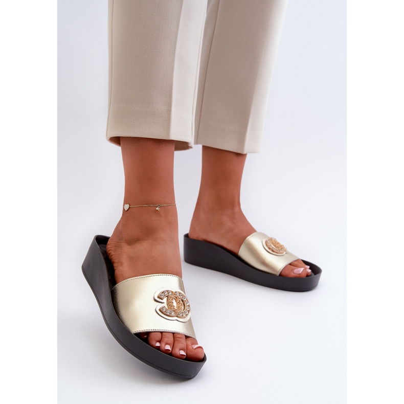 Elegante, leichte Damen-Flip-Flops mit Verzierung, Naturleder S.Barski KV27-013, Gold golden 2