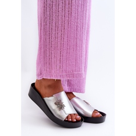 Elegante Damen-Flip-Flops mit Verzierung, Naturleder S.Barski KV27-015 Silber 1
