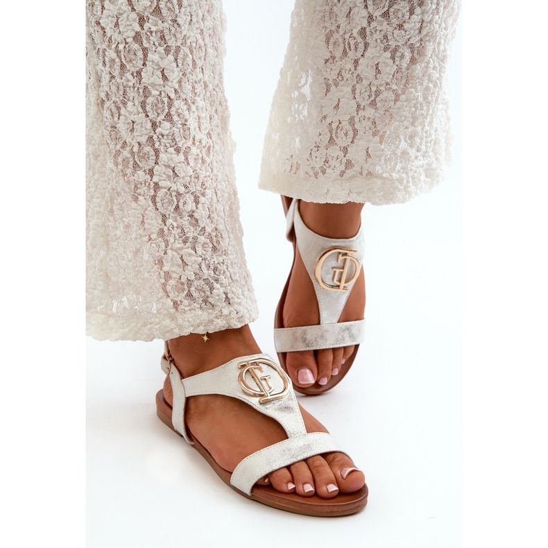 Flache Damensandalen mit Goldverzierung S.Barski KV27-051 Weiß und Silber 1